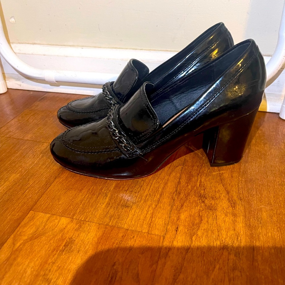 Tahari patent heels